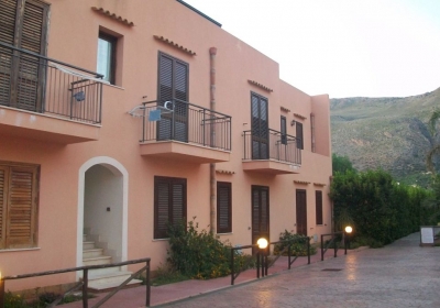 Casa Vacanze Appartamento Castelluzzo Residence
